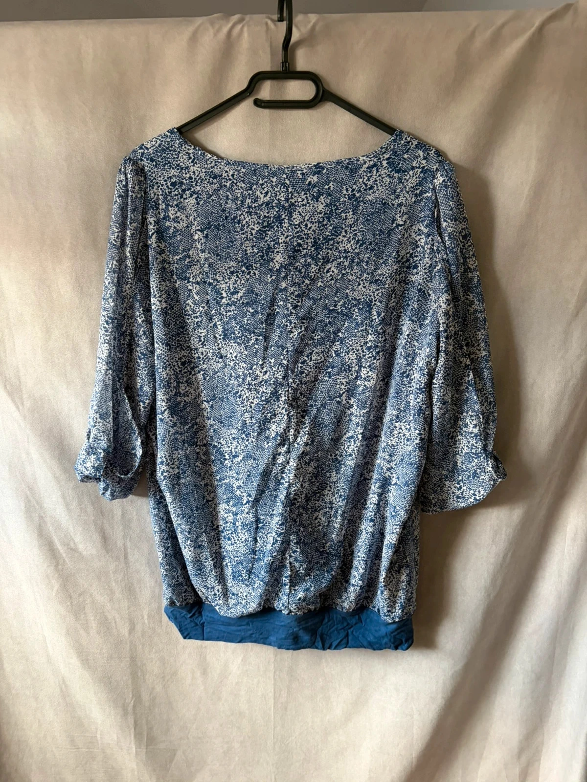 Blusa azul marino y blanca talla 46/48 – photo 3